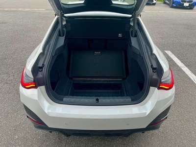 2024 BMW I4 — фото 10
