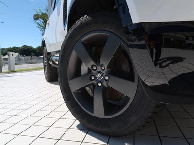 2025 LAND Rover DEFENDER thumbnail 22