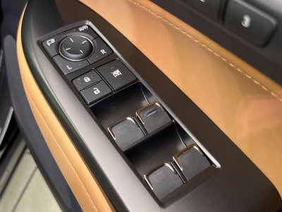 صورة مصغرة 30 لـ 2023 Lexus NX
