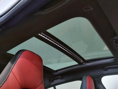 2026 BMW 1 SERIES photo 5
