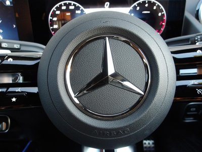 2025 Mercedes-BENZ GLA thumbnail 61