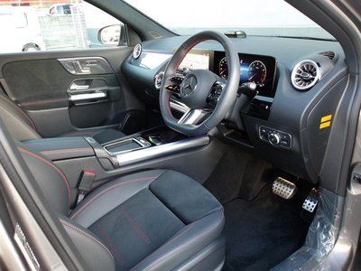2025 Mercedes-BENZ GLA photo 6