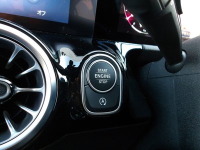 2025 Mercedes-BENZ GLA thumbnail 64