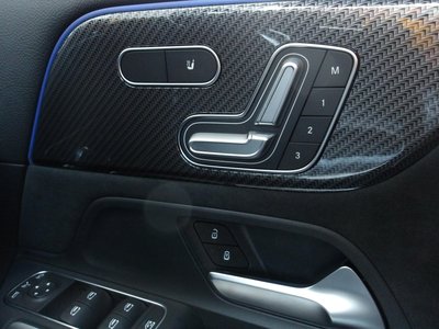 2025 Mercedes-BENZ GLA thumbnail 51