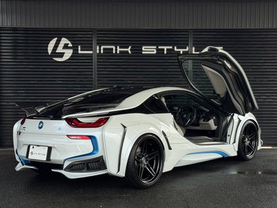2015 BMW I8 — фото 14