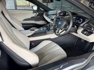 2015 BMW I8 — фото 56