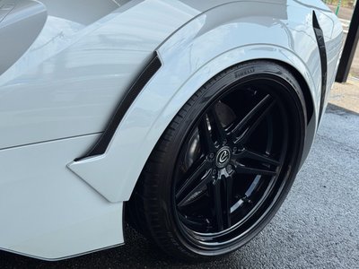 2015 BMW I8 — фото 29
