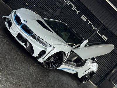 2015 BMW I8 — фото 4