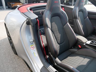 2026 Porsche 911 thumbnail 40