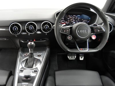 2022 AUDI TT RS COUPE photo 9