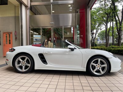 صورة مصغرة 10 لـ 2017 Porsche 718