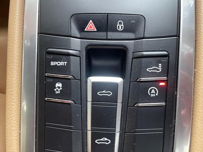 صورة مصغرة 8 لـ 2017 Porsche 718