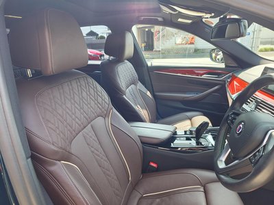 صورة 8 لـ 2018 BMW Alpina B5