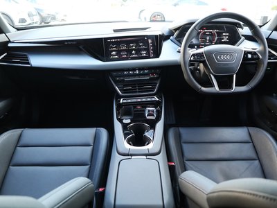 صورة مصغرة 41 لـ 2024 AUDI E-TRON GT QUATTRO