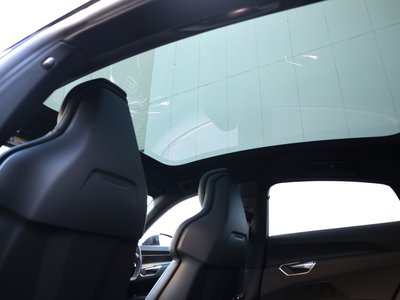 صورة مصغرة 47 لـ 2024 AUDI E-TRON GT QUATTRO