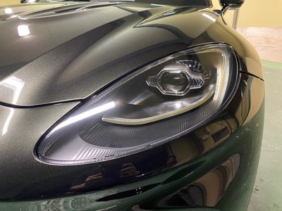 2021 Aston Martin DBX 照片 18
