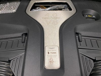 2021 Aston Martin DBX 照片 45
