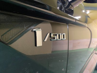 2021 Aston Martin DBX 照片 13