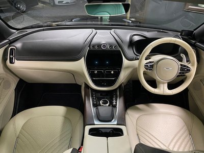 2021 Aston Martin DBX 照片 3
