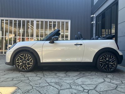 صورة 56 لـ 2025 MINI COOPER CONVERTIBLE