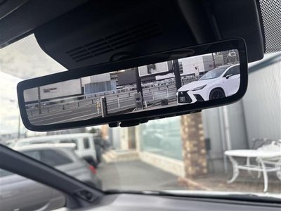 2025 Toyota ALPHARD photo 22