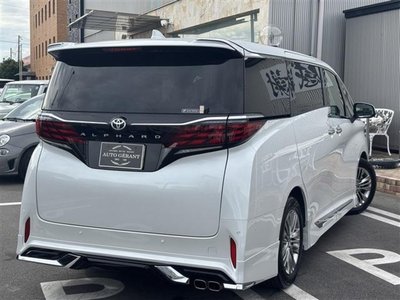 2025 Toyota ALPHARD photo 2