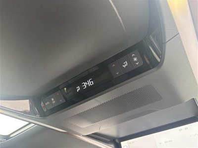 2025 Toyota ALPHARD photo 32