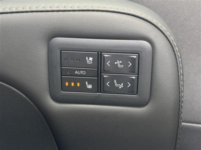 2025 Toyota ALPHARD photo 37