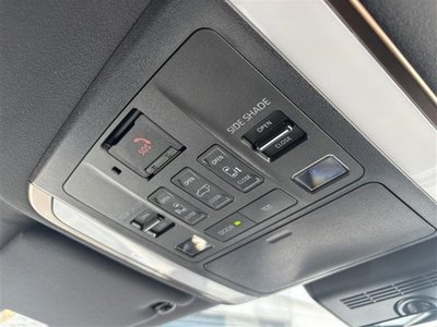 2025 Toyota ALPHARD photo 28