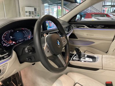 2020 BMW 7 SERIES thumbnail 40