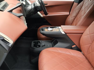 2024 BMW IX photo 12