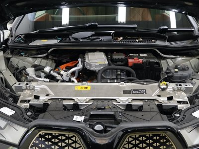 2024 BMW IX thumbnail 20