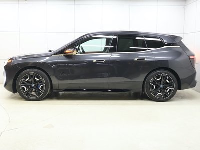 2024 BMW IX photo 7