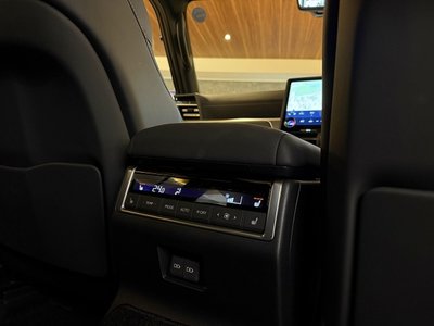2025 Lexus GX — миниатюра 82