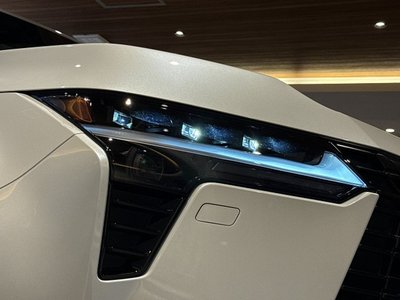صورة 18 لـ 2025 Lexus GX