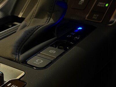 2025 Lexus GX — миниатюра 39