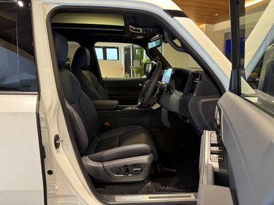 2025 Lexus GX — миниатюра 61
