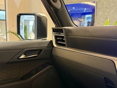 2025 Lexus GX — миниатюра 54