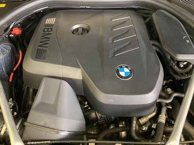 2025 BMW 5 SERIES photo 12