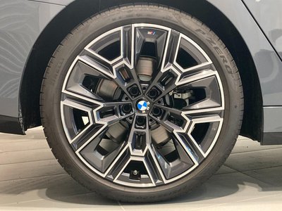 2025 BMW 5 SERIES photo 14