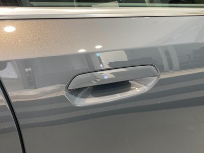 2025 BMW 5 SERIES thumbnail 47