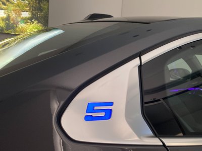 2025 BMW 5 SERIES thumbnail 79