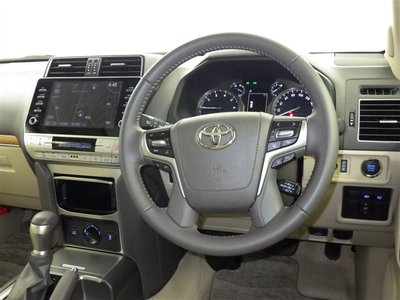 2023 Toyota LAND CRUISER PRADO — фото 9