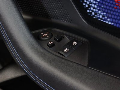 2024 BMW M2 COUPE thumbnail 51