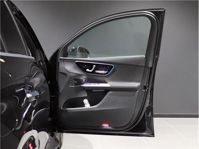 صورة مصغرة 16 لـ 2025 Mercedes-BENZ GLC