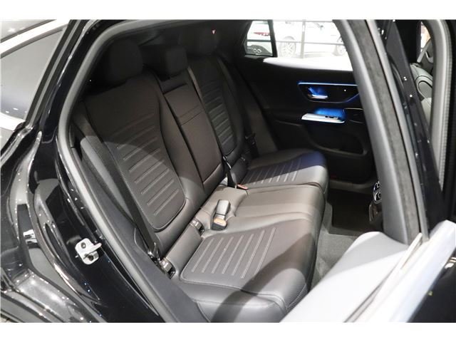 صورة مصغرة 19 لـ 2025 Mercedes-BENZ GLC