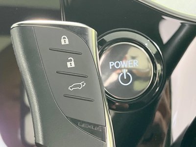 صورة 42 لـ 2023 Lexus NX