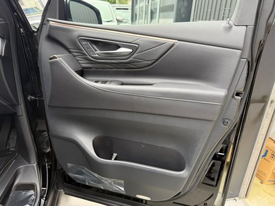 صورة 22 لـ 2026 Toyota ALPHARD