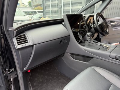 صورة 20 لـ 2026 Toyota ALPHARD