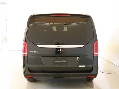 2022 Mercedes-BENZ V-CLASS photo 3